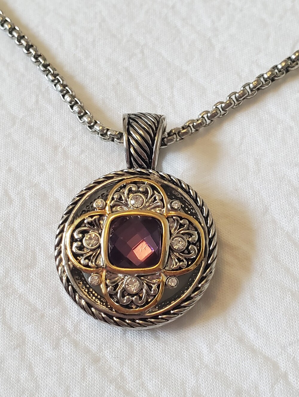 Two-tone Filigree Dark Romantic Gothic Pendant Necklace with Purple Gemstone